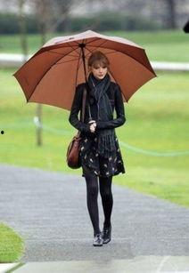 娱乐吃瓜酱老伞